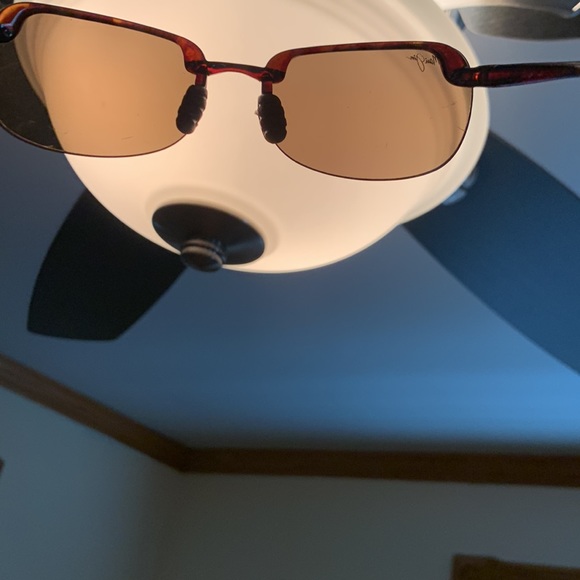 Maui Jim Sandy Beach sunglasses - Picture 7 of 8